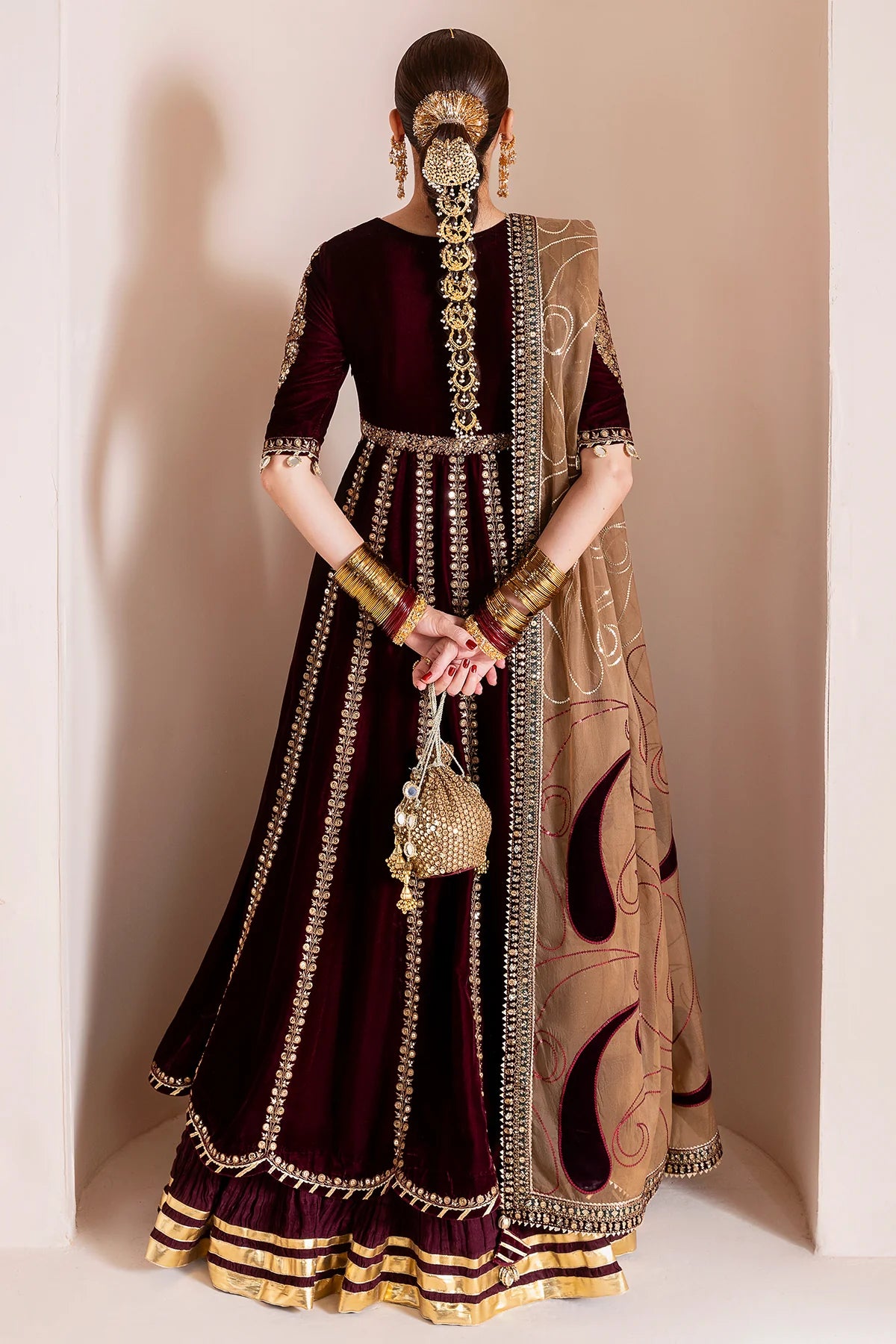 Jazmin Chandani womens suit CVF D-12 GULMIRA