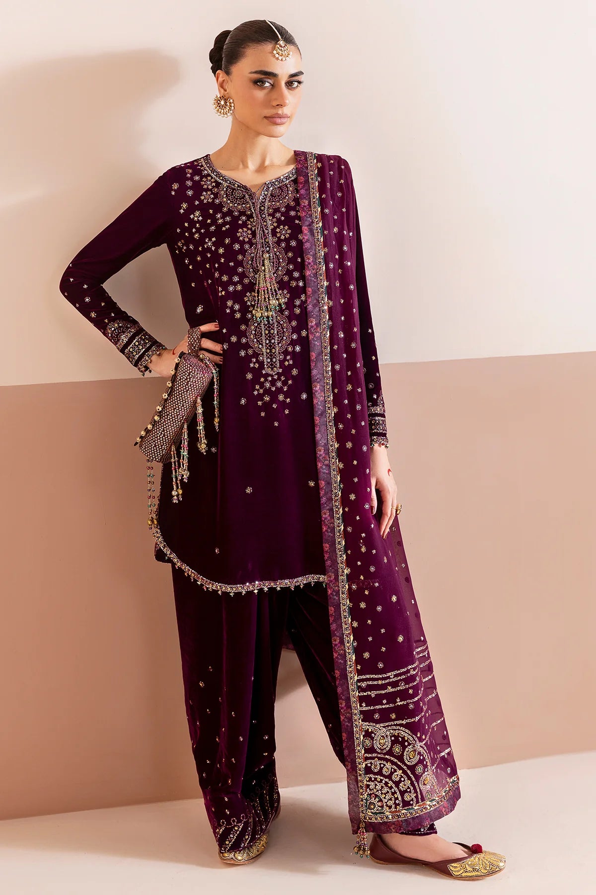 Jazmin Chandani womens suit CVF D-05 ROSHANEH Main image