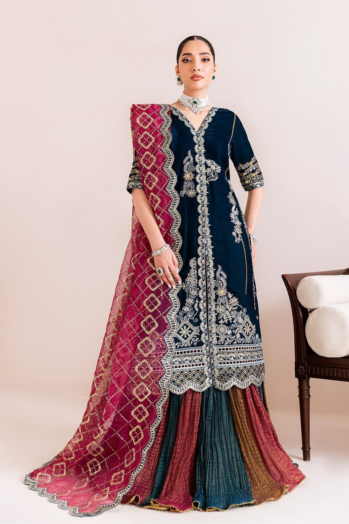 ALIZEH MAKHMAL MEHROOB Main image