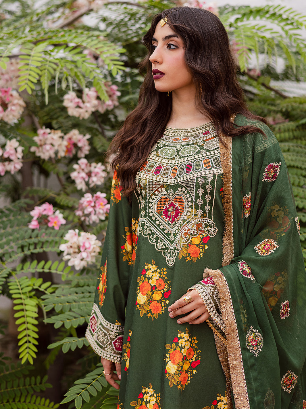 MAHNUR-GULZAR-WINTER-G-05