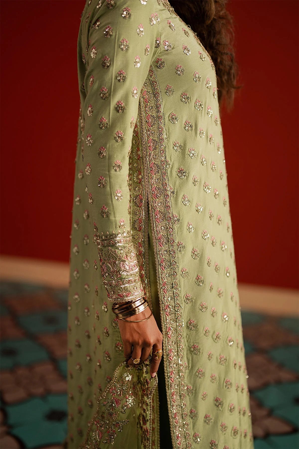 AFROZEH-DIVANI-SHAHWAR