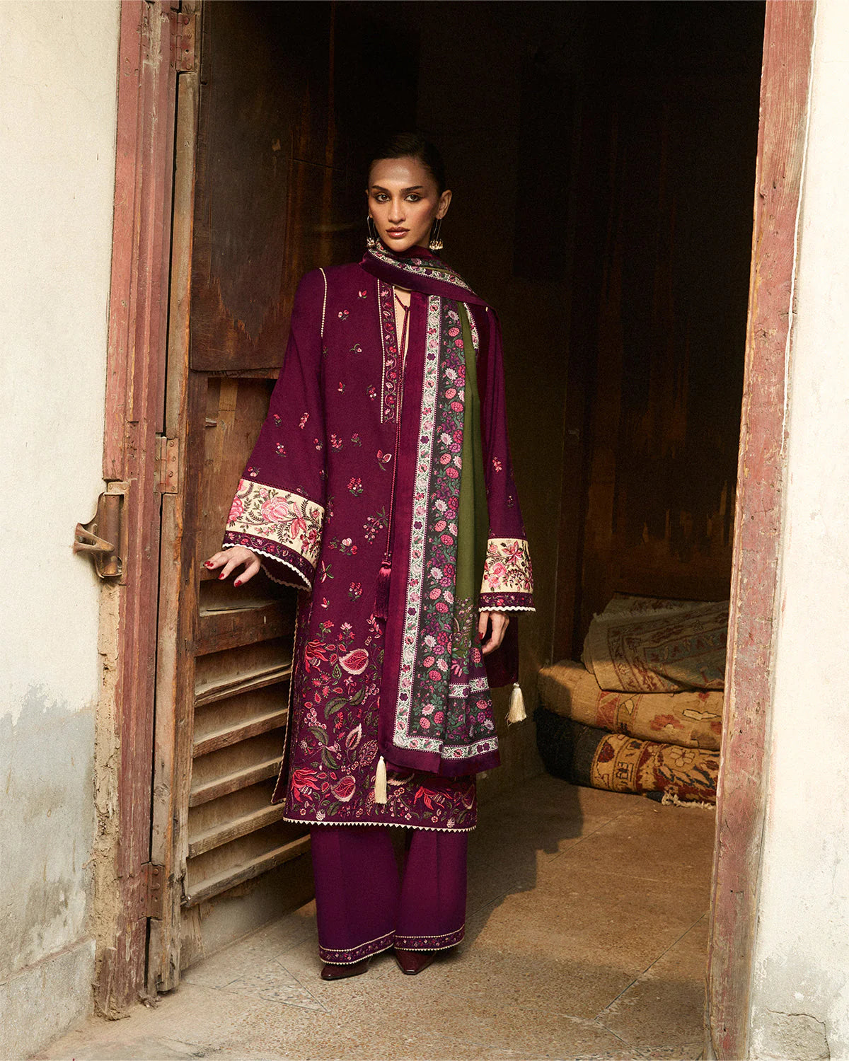 JUGNU TIRAN